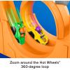 Fisher-Price Little People Toddler Toy Hot Wheels Spiral Stunt Speedway Race Track Playset with 2 Cars for Pretend Play Kids Ages 18+ Months
